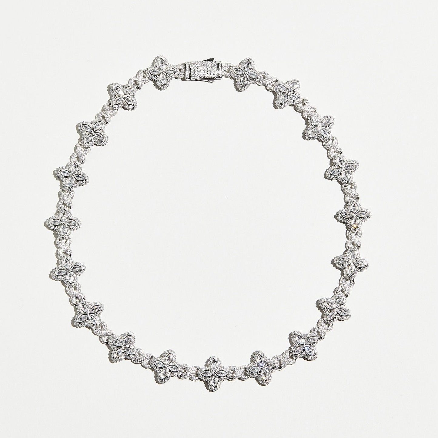 ICED OUT CLOVER CHAIN