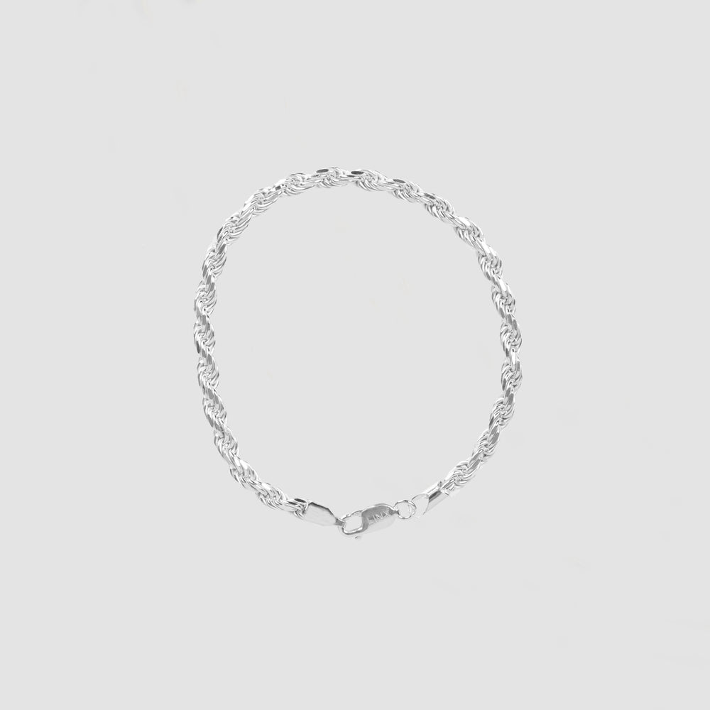 
                      
                        Brazalete de cuerda de plata esterlina - 4 mm
                      
                    